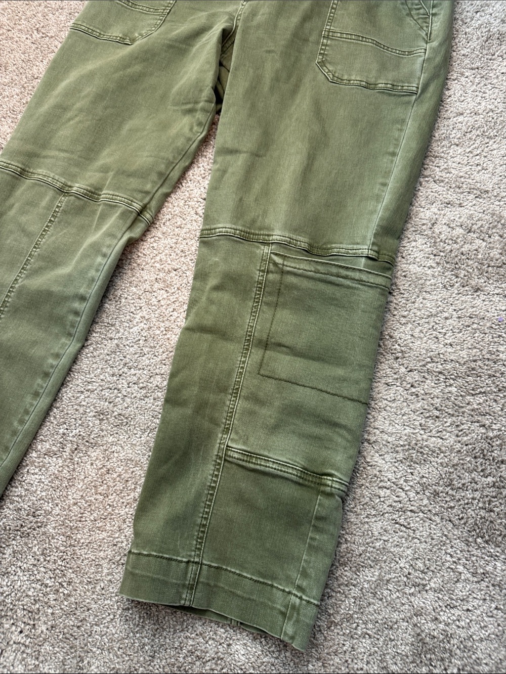 Kut from the Kloth Olive Green Cargo Pants - Picture 6 of 8